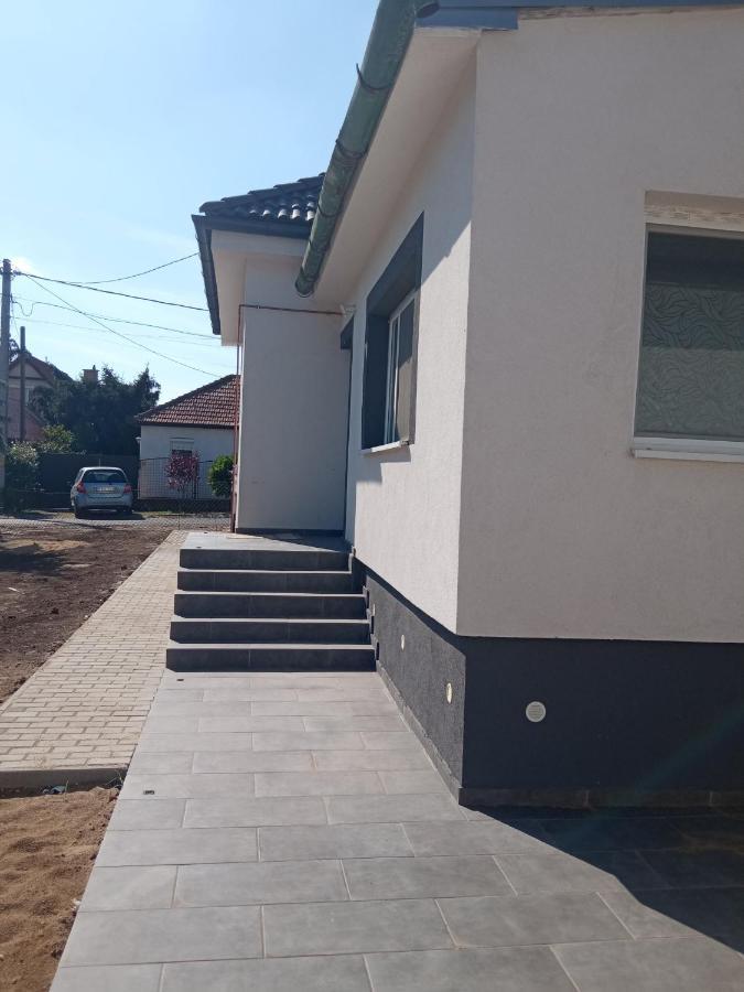 Kiss-Szollosi Vendeghaz Ii-Rami Debrecen Exterior foto